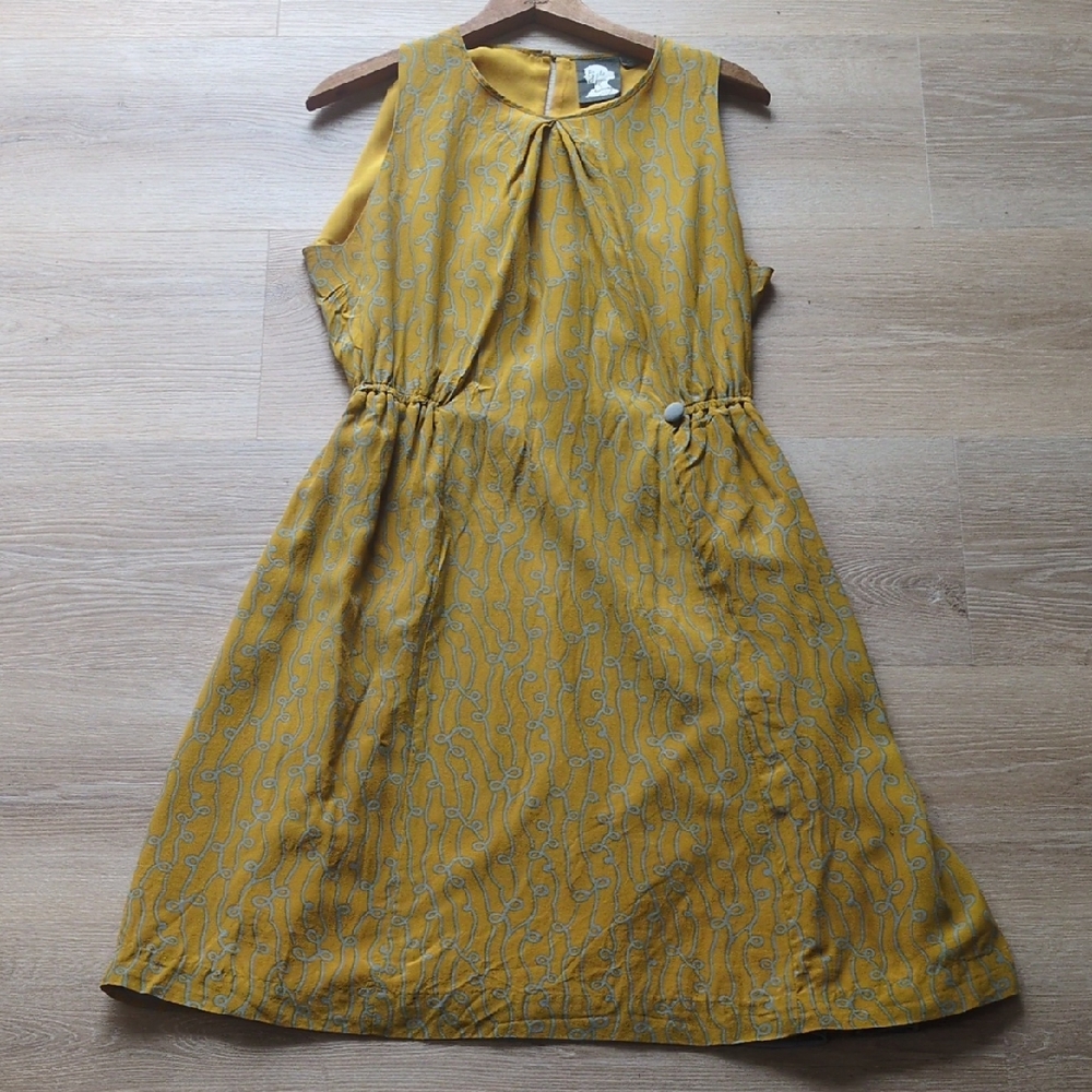 Size 12 Anthropologie Girls From Savoy Yellow Silk Dress *Missing Buttons*